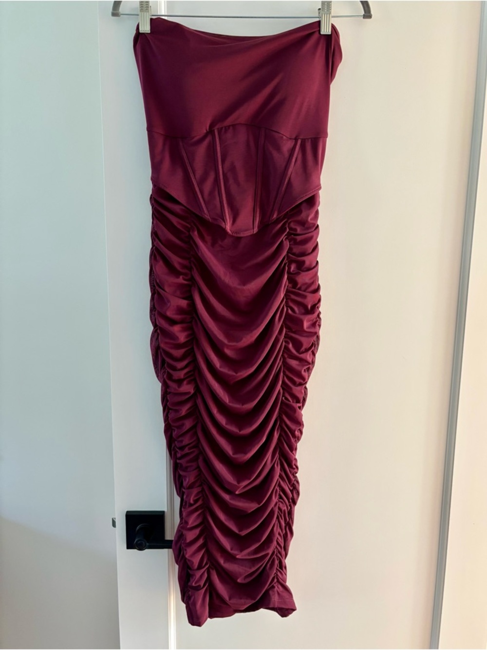 Curvy Sweet Burgundy Strapless mesh Ruched Midi Dress in size M